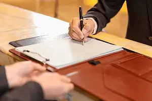 偃师平价美食在哪里卖货